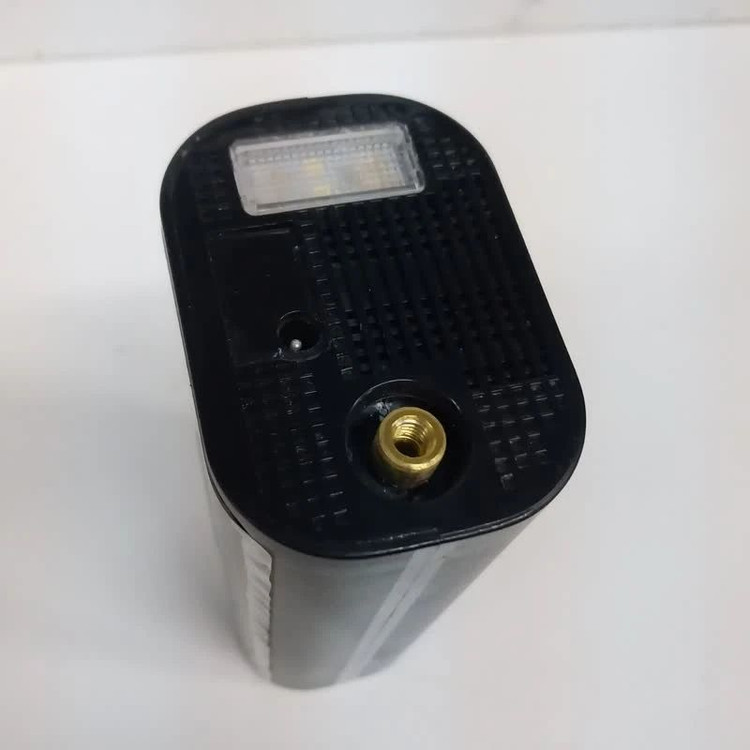 عنوان محصول مینی کمپرسور باد شارژی سویتو SUITU ST-9620، پمپ باد دیجیتال خودرو 150PSI با نمایشگر و قطعکن خودکار